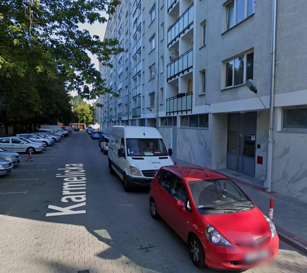 White Studio Next To Polin Polish Jews Musem Varsovia Exterior foto